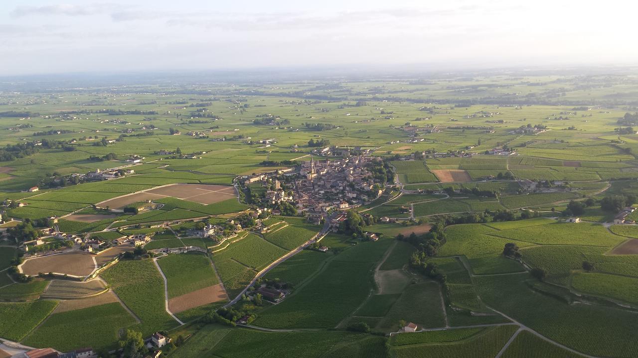 La Ferme Du Ciel Acomodação com café da manhã Laruscade Exterior foto